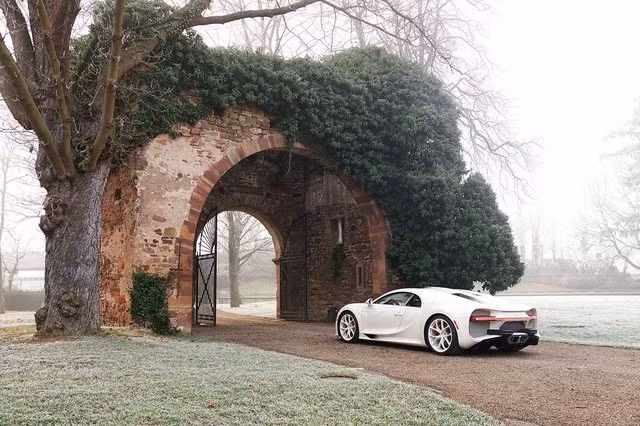 Siêu phẩm Bugatti Chiron độc nhất vô nhị trao tay đại gia bất động sản sau 3 năm hoàn thiện