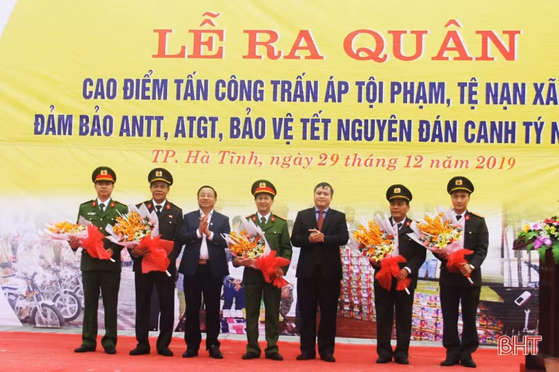 Hà Tĩnh ra quân trấn áp tội phạm, đảm bảo ATGT dịp Tết Nguyên đán Canh Tý 2020