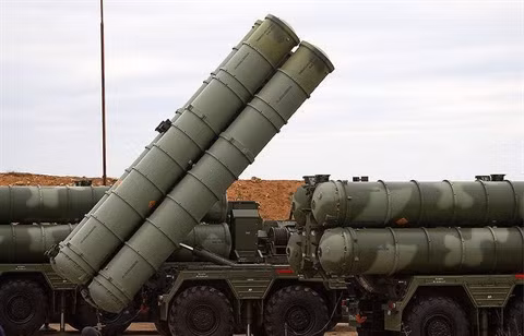 Việt Nam quan tâm khi S-400 có bản “nhiệt đới hóa”?
