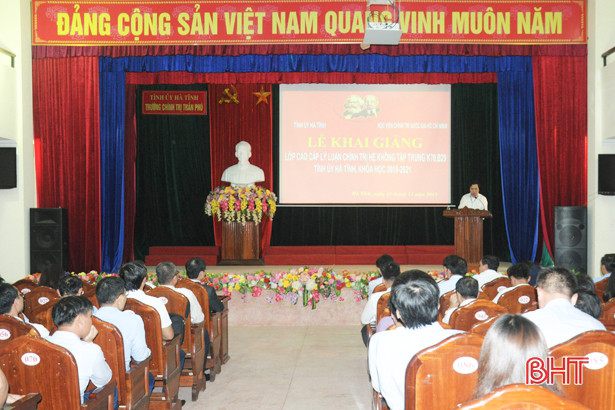 88 học viên Hà Tĩnh tham gia lớp cao cấp lý luận chính trị hệ không tập trung khóa 2019 - 2021