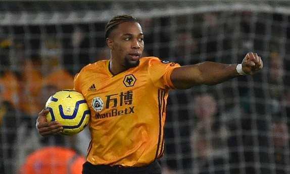 Man City thua ngược Wolverhampton sau khi dẫn 2 bàn