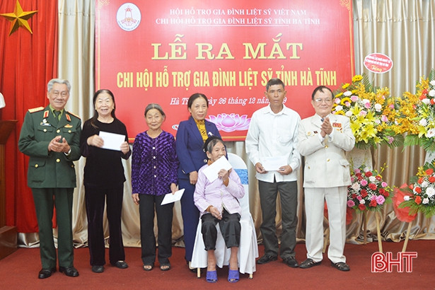 Công bố quyết định thành lập Chi hội Hỗ trợ gia đình liệt sỹ tỉnh Hà Tĩnh