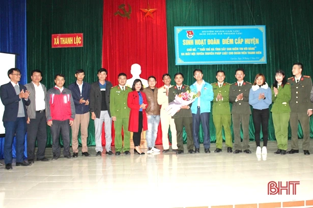 Tuổi trẻ Hà Tĩnh sắt son niềm tin với Đảng