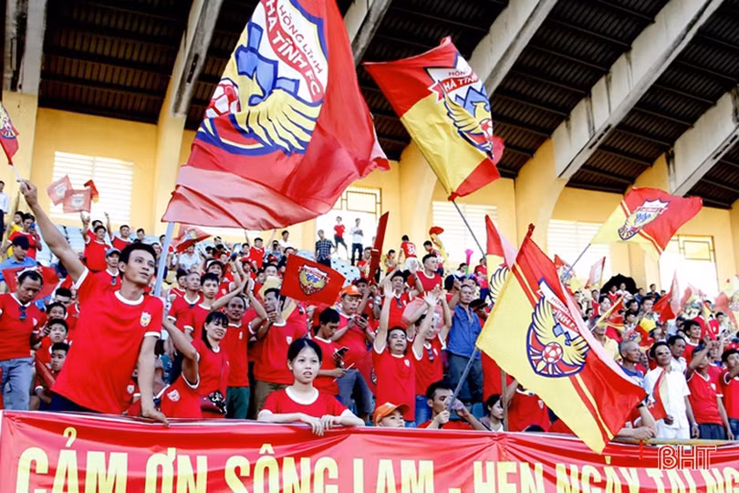 Hội Cổ động viên “lên dây cót” cùng Hồng Lĩnh Hà Tĩnh tại V.League 2020