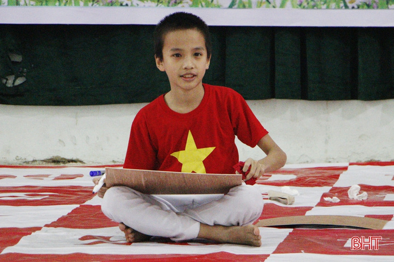 Học sinh TP Hà Tĩnh rung chuông vàng “Chung tay vì một môi trường bền vững”