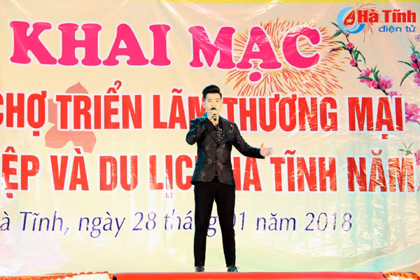 120 gian hang tham gia hoi cho thuong mai nong nghiep va du lich ha tinh 2018
