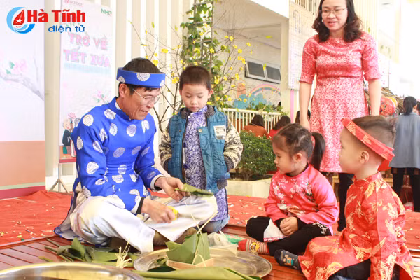 tro ve tet xua cung hoc sinh ischool ha tinh