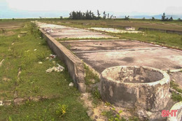 Mỏi mòn chờ đền bù đất muối