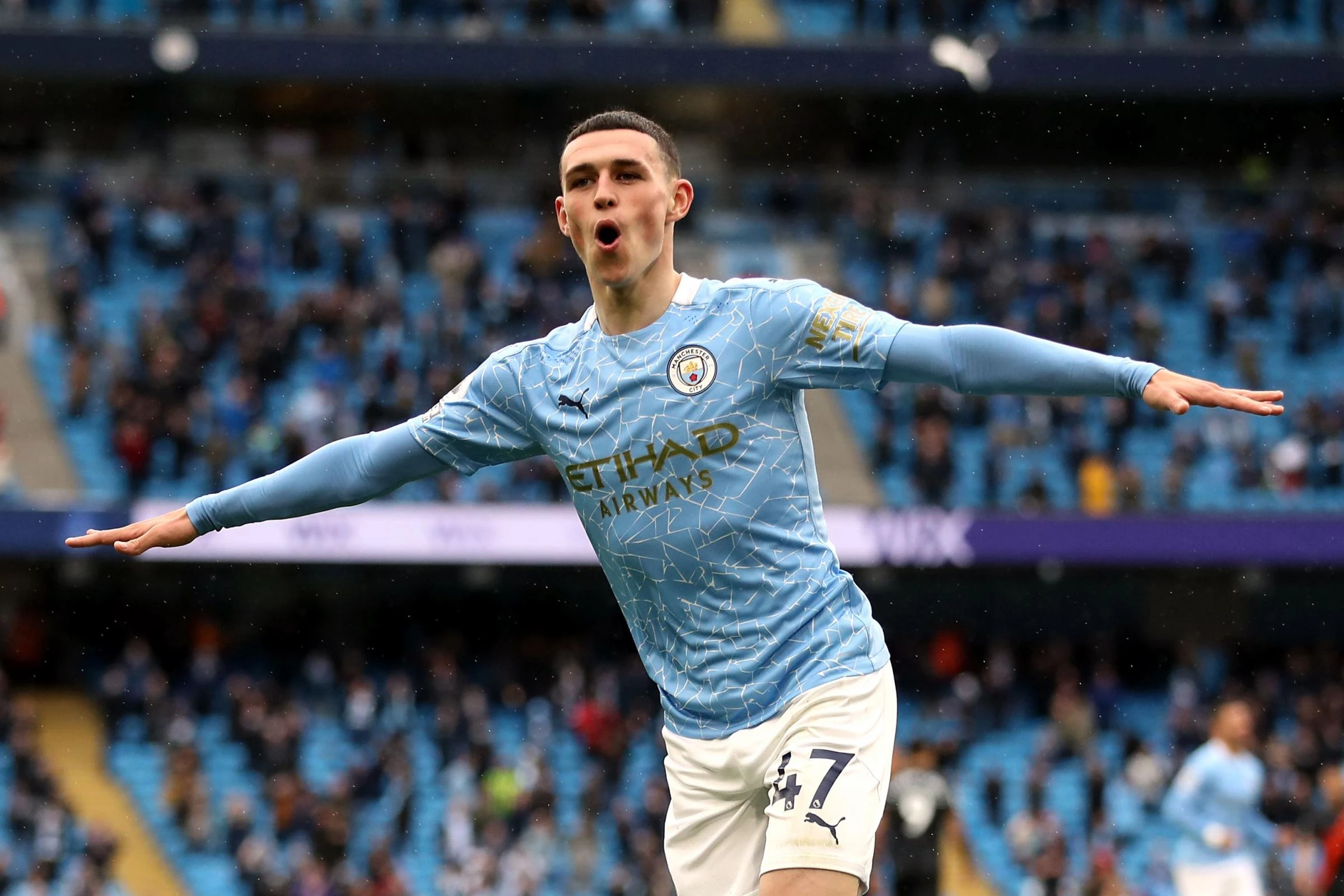 Pep Guardiola lên tiếng về người kế vị De Bruyne ở Man City