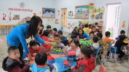 Giờ chơi của các cháu trường Mầm non Hoa Sen - TP Hà Tĩnh