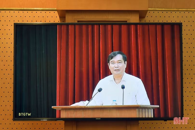 Tập trung tuyên truyền công tác đổi mới giáo dục, đường lối đối ngoại