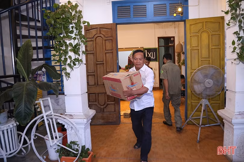 Tổ liên gia ở Hà Tĩnh diễn tập phòng cháy, chữa cháy trong đêm