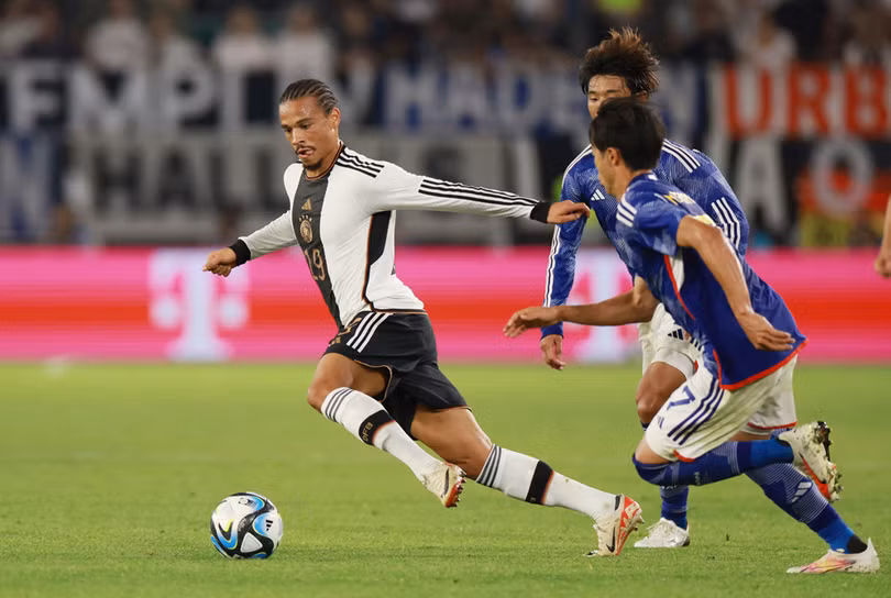 Nhật Bản vùi dập tuyển Đức 4-1