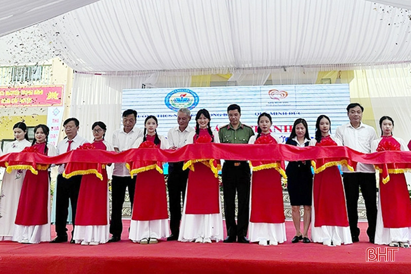 Quỹ Minh Đức - Formosa Hà Tĩnh tặng phòng học máy tính gần 3,3 tỷ đồng cho trường học ở Kỳ Anh