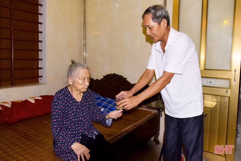 Người có công Hà Tĩnh “vui, khỏe” hơn khi được tăng mức chuẩn trợ cấp