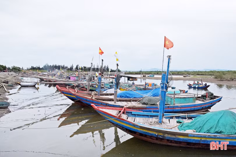 Huyện ven biển Hà Tĩnh “kích hoạt” phương án phòng chống thiên tai