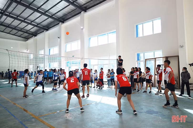 Sôi nổi tranh tài thể thao các khối kinh tế - tổng hợp, doanh nghiệp