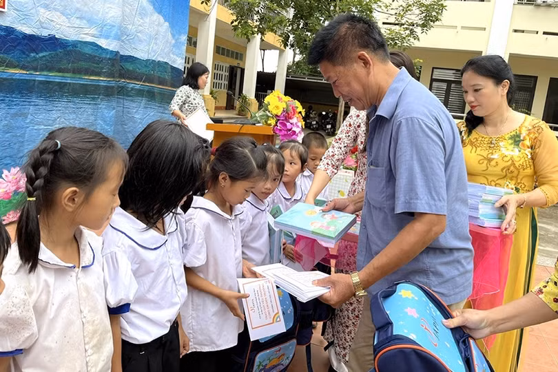 Japfa Việt Nam đồng hành cùng em đến trường