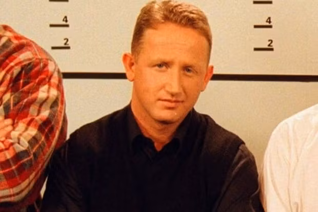 Khi siêu cầu thủ trở thành… siêu trộm