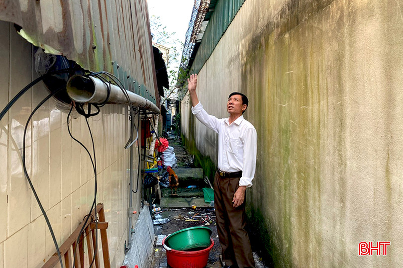 Đến nay, 70% hộ dân tại tổ dân phố Tân Quý đã tự nguyện tháo dỡ các công trình, kiến trúc lấn chiếm 1.jpg