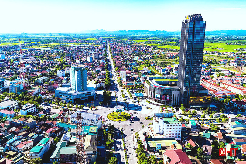 Thu ngân sách TP Hà Tĩnh 3 tháng đầu năm đạt 389,6 tỷ đồng, trong đó thu tiền sử dụng đất 285,9 tỷ đồng. Ảnh: Huy Tùng. 6.jpg