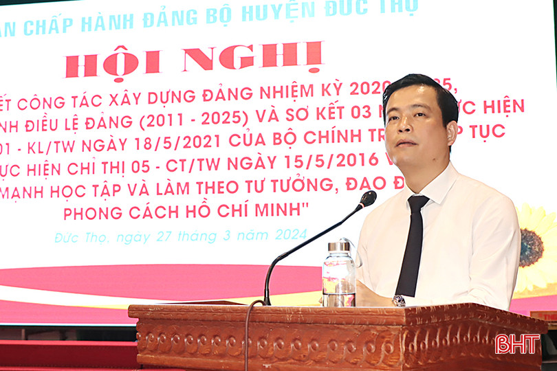 Bí thư Huyện ủy Nguyễn Thành Đồng kết luận hội nghị IMG_1476.JPG