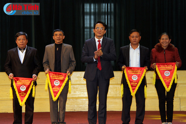 nghi xuan dan dau cac dia phuong o 4 phuong dien