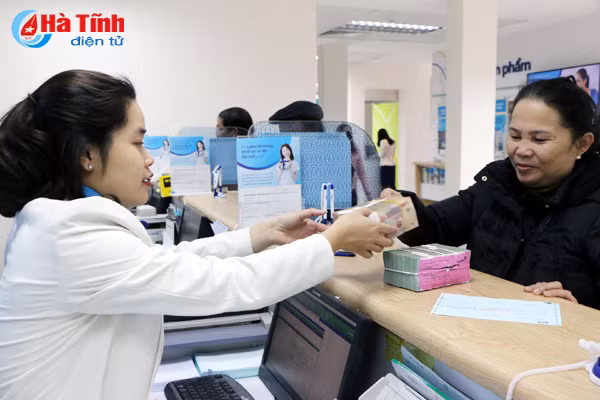 ha tinh tang truong tin dung 2018 hua hen kha quan