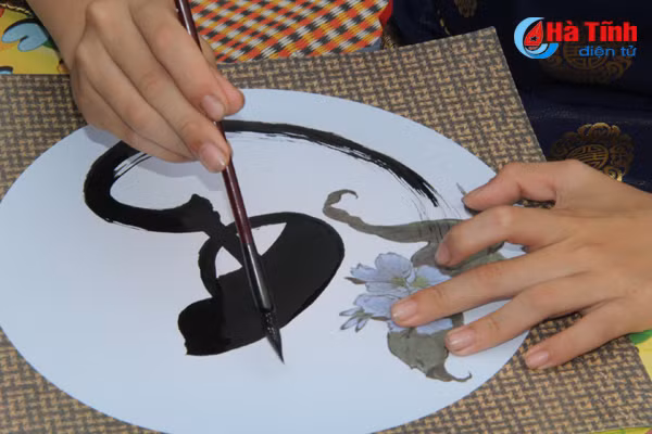 ong do nhi mua thu phap dieu nghe tai hoi cho mua xuan