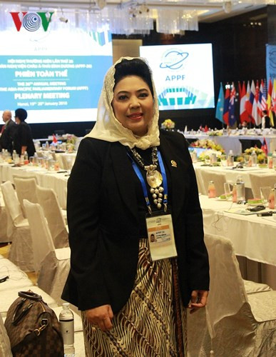 nhung bong hong thep cua chau a tbd tai appf 26