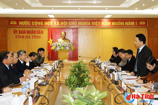 ha tinh giam chi thuong xuyen uu tien chi dau tu phat trien