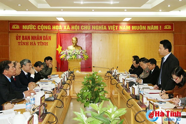 ha tinh giam chi thuong xuyen uu tien chi dau tu phat trien