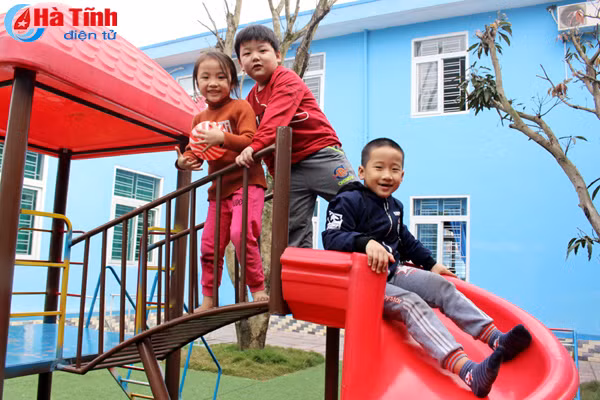 can canh ngoi truong mam non hien dai nhat phia nam ha tinh