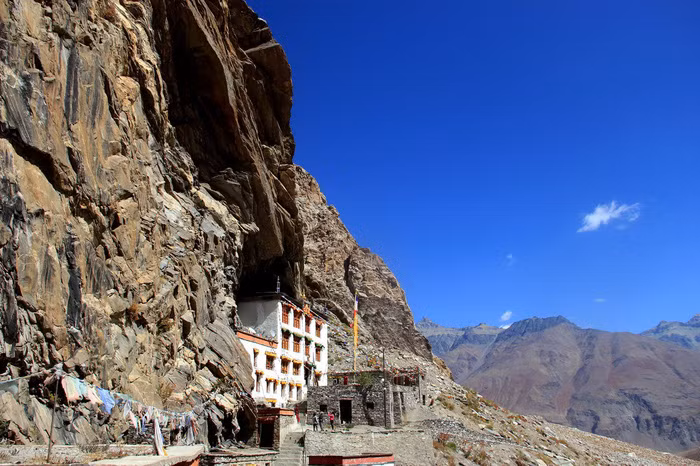 tet di toi cac vung dat tam linh