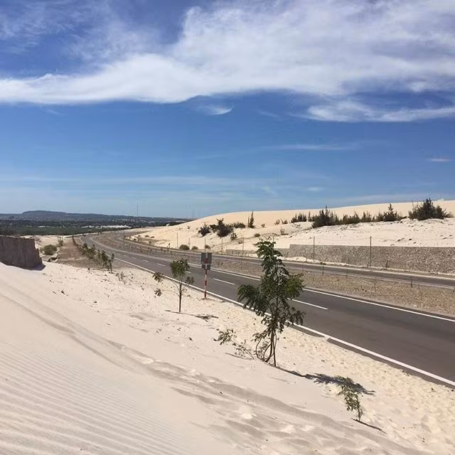 check in oc dao xanh giua long sa mac dang gay sot