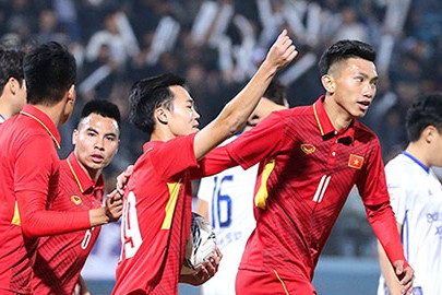 u23 viet nam boi roi vi gio thi dau ban ket thay doi lien tuc