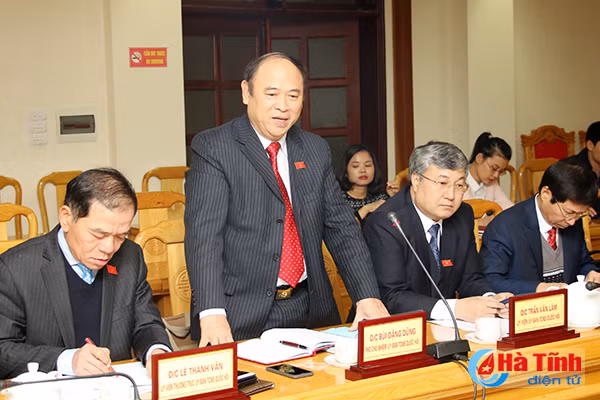 ha tinh giam chi thuong xuyen uu tien chi dau tu phat trien