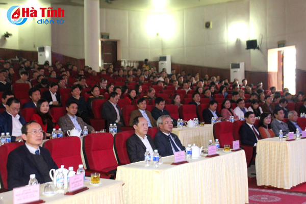 gan viec hoc bac voi trien khai nghi quyet quan trong cua bch dang bo tinh
