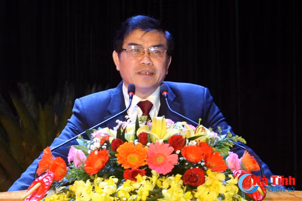 ha tinh quan triet cac nghi quyet quan trong ve phat trien kt xh