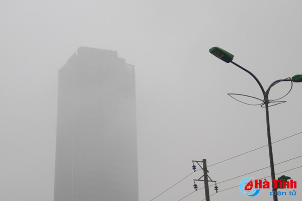 thanh pho ha tinh mo ao trong suong mu