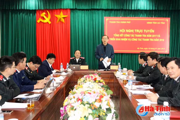 can bo thanh tra nhu cai guong cho nguoi ta soi