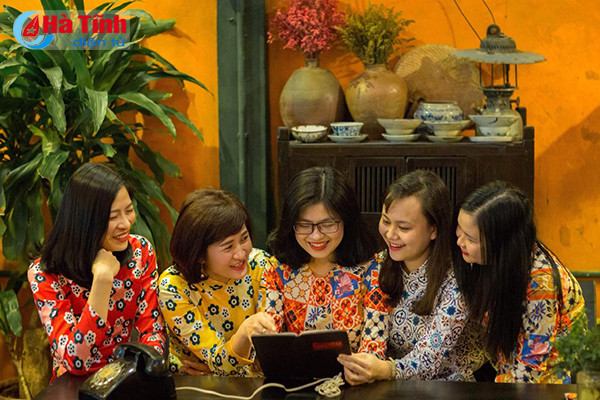 them bo anh co ba sai gon khien gioi tre ha tinh phat cuong