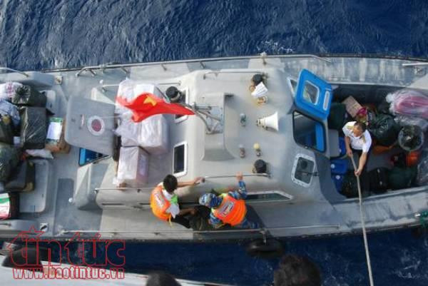 gian truan dua hang tet den truong sa