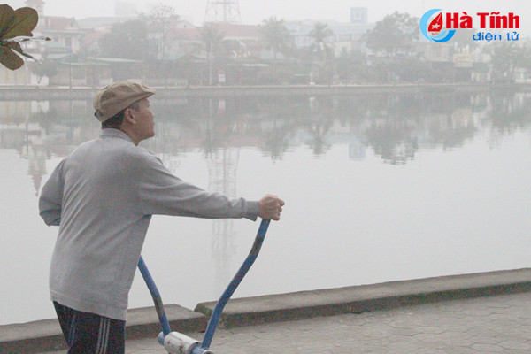 thanh pho ha tinh mo ao trong suong mu