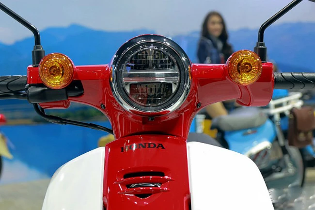 anh thuc te dau tien 2018 honda super cub tai dong nam a