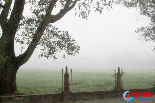 thanh pho ha tinh mo ao trong suong mu