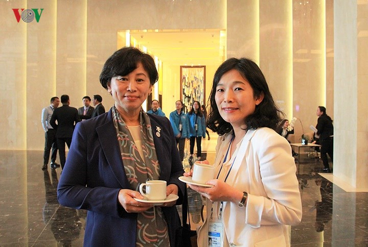 nhung bong hong thep cua chau a tbd tai appf 26