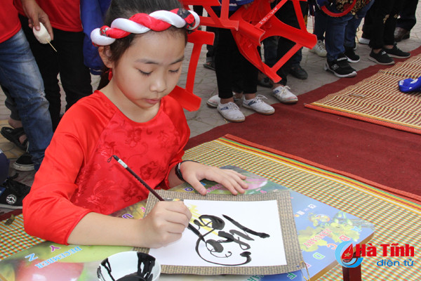 ong do nhi mua thu phap dieu nghe tai hoi cho mua xuan