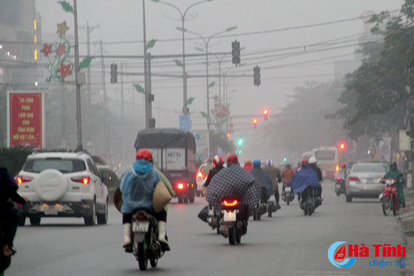 thanh pho ha tinh mo ao trong suong mu
