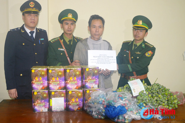 bi bat khi van chuyen 5kg qua thuoc phien 20kg phao qua bien gioi